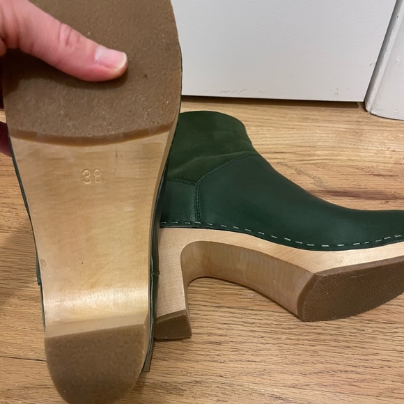 Swedish Hasbeen fur lined boots in green. Size 38. Excellent condition! - Picture 3 of 7